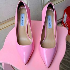 Steve Madden pink patten pointed pumps